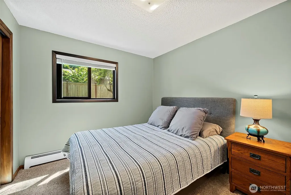 1822 Lakemoor Place SW Olympia WA 98512