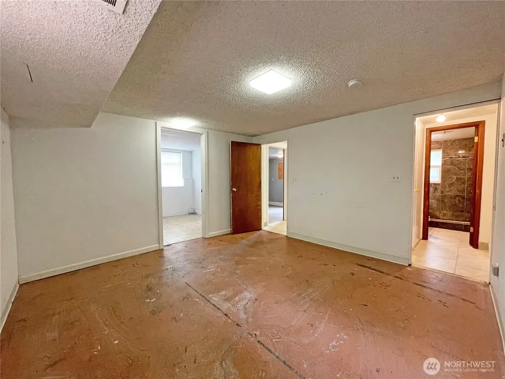 1706 NE 82nd Street Seattle WA 98115