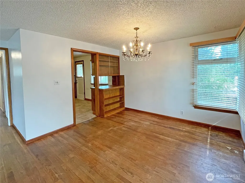 1706 NE 82nd Street Seattle WA 98115