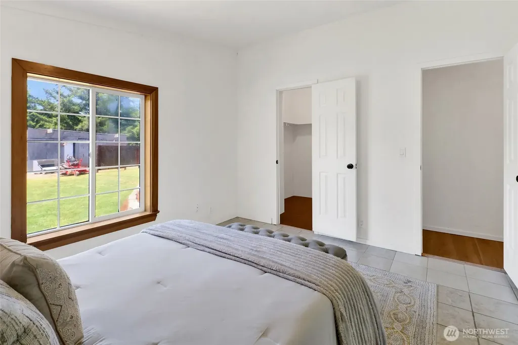 3070 Loomis Trail Road Custer WA 98240