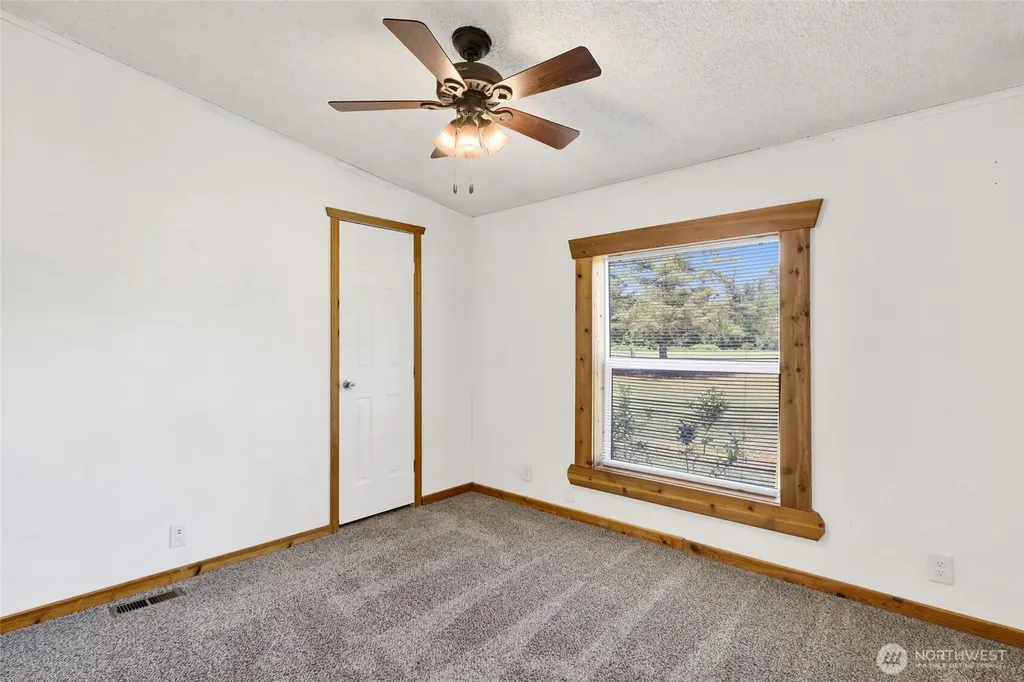 3070 Loomis Trail Road Custer WA 98240