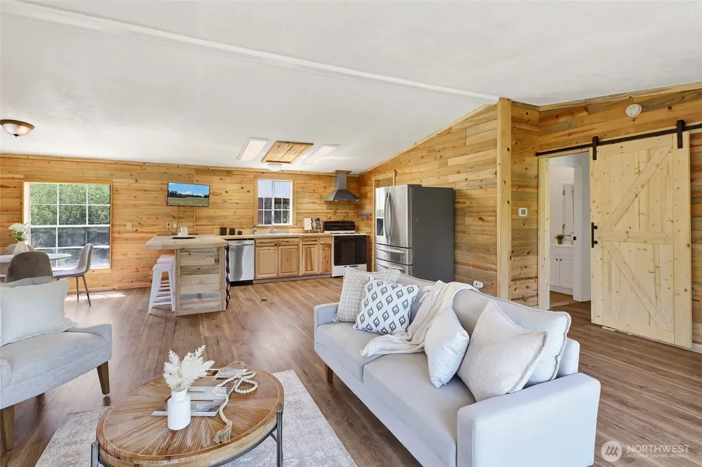 3070 Loomis Trail Road Custer WA 98240