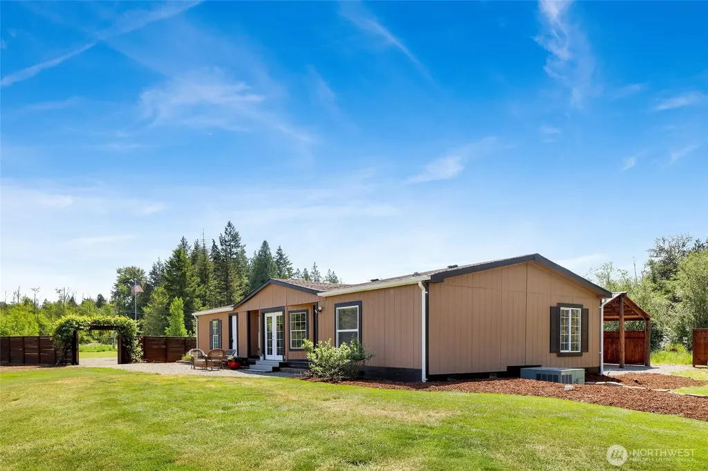 3070 Loomis Trail Road Custer WA 98240