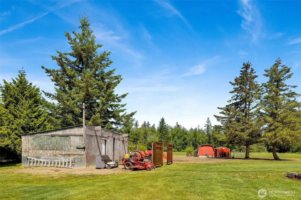 3070 Loomis Trail Road Custer WA 98240