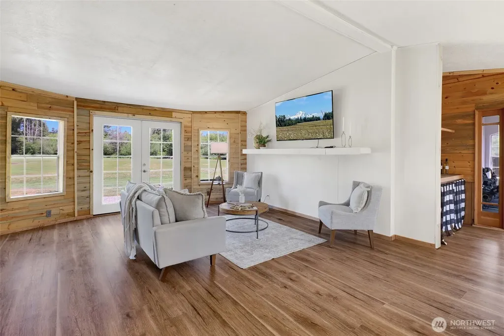 3070 Loomis Trail Road Custer WA 98240