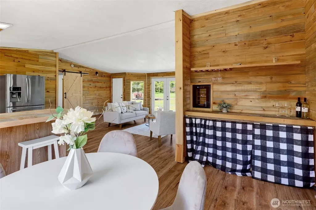 3070 Loomis Trail Road Custer WA 98240