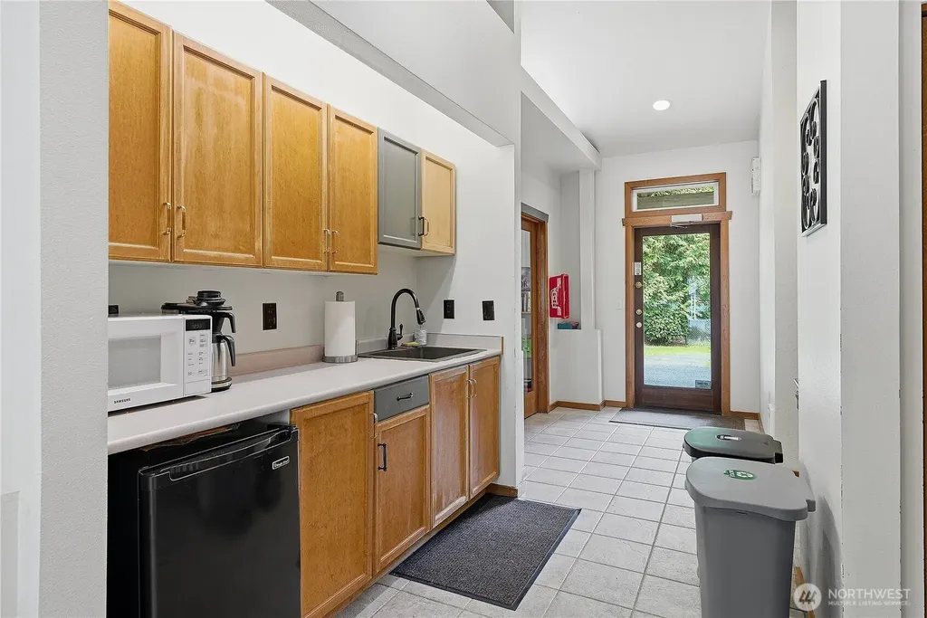 11130 SE 208th Street Kent WA 98031