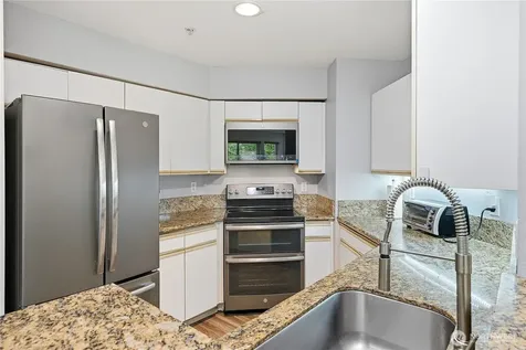 11130 SE 208th Street Kent WA 98031