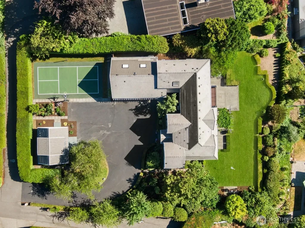 8443 NE 6th Street Medina WA 98039