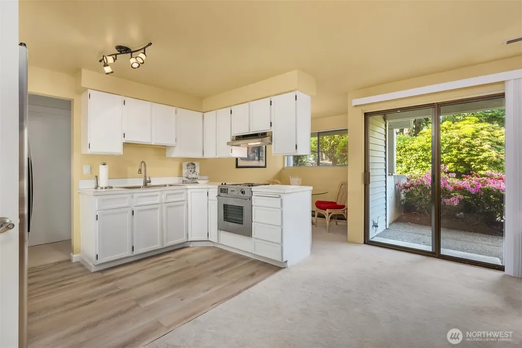 11186 Blue Pond Place NE Bainbridge Island WA 98110