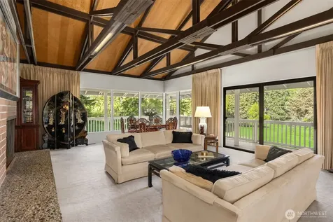 11186 Blue Pond Place NE Bainbridge Island WA 98110