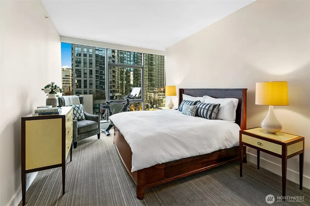 820 Blanchard Street Seattle WA 98121