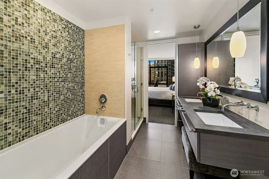 820 Blanchard Street Seattle WA 98121
