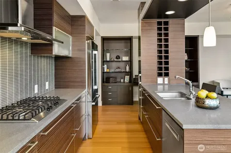 820 Blanchard Street Seattle WA 98121
