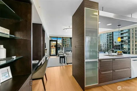 820 Blanchard Street Seattle WA 98121