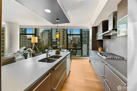 820 Blanchard Street Seattle WA 98121