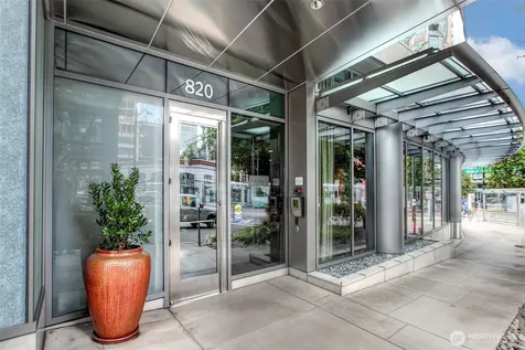 820 Blanchard Street Seattle WA 98121