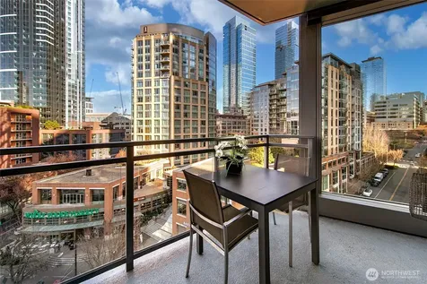 820 Blanchard Street Seattle WA 98121
