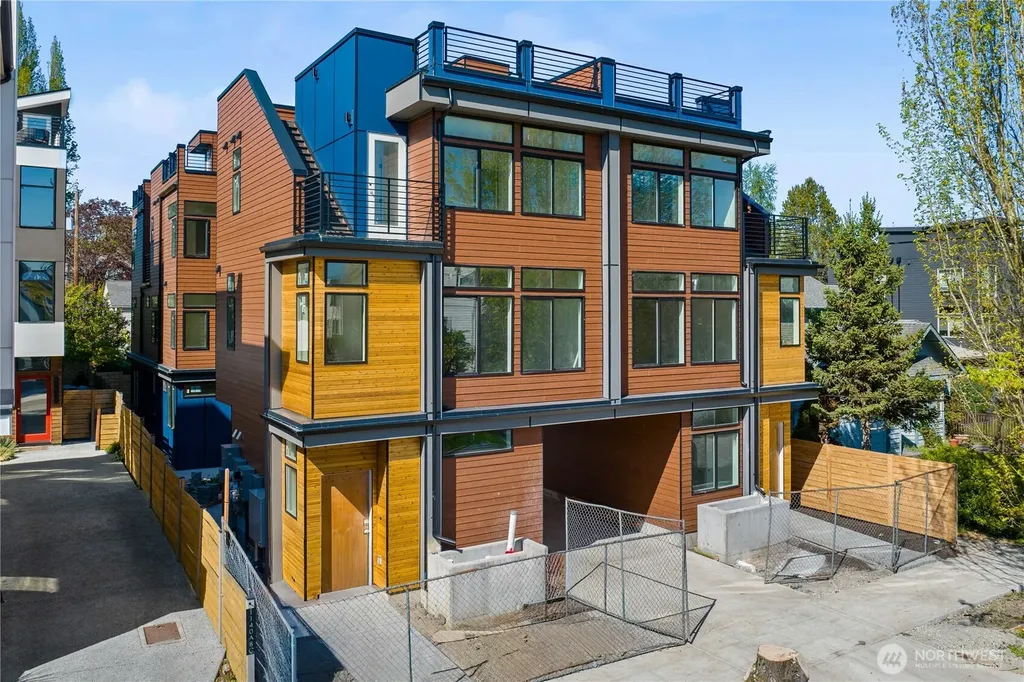1138 NW 57th Street Seattle WA 98107