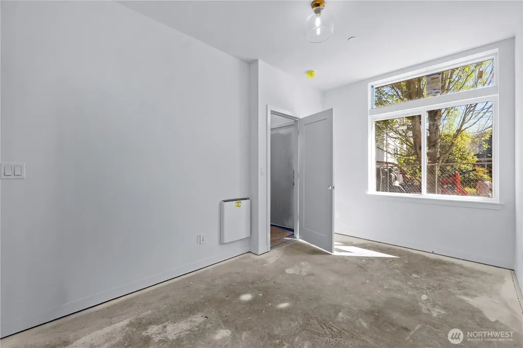 1138 NW 57th Street Seattle WA 98107