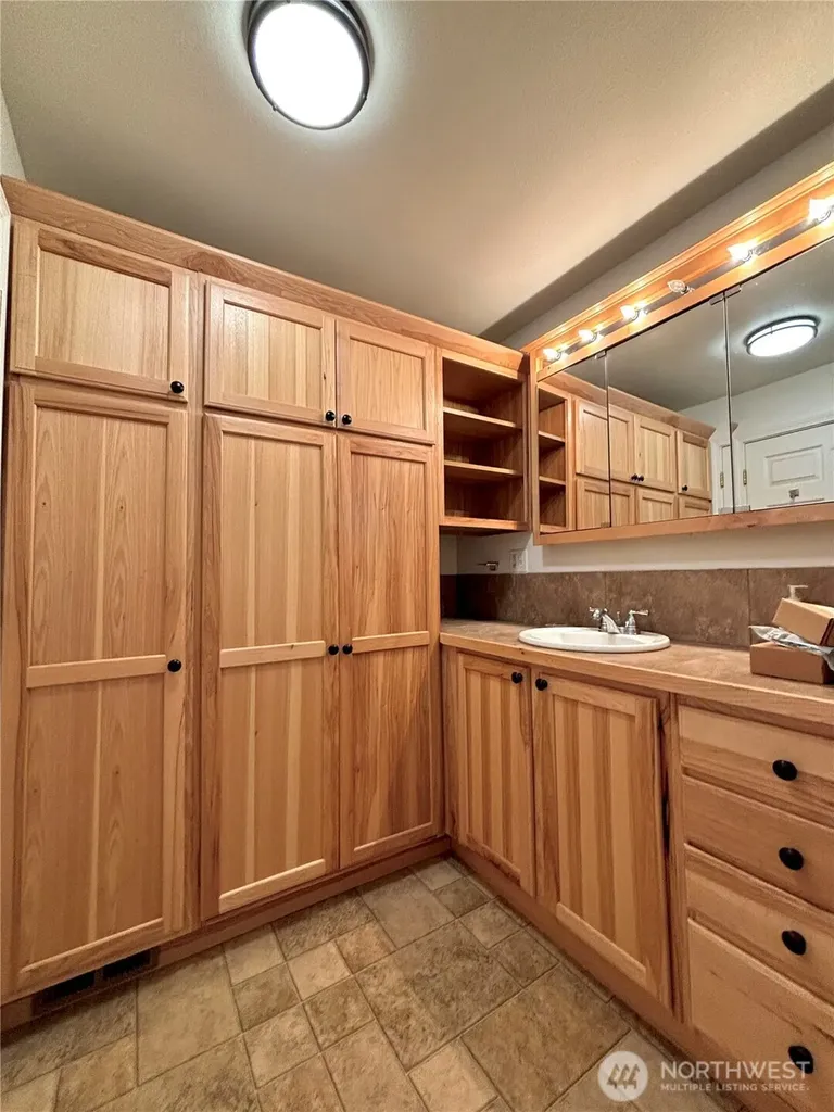 20548 NE 22 Road Marlin WA 98832