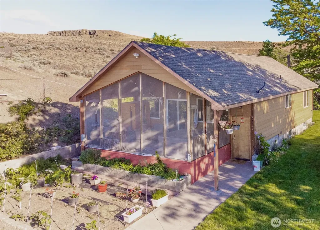 20548 NE 22 Road Marlin WA 98832
