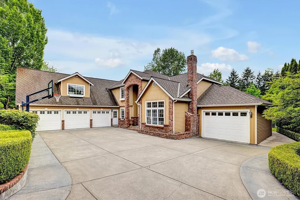 4511 238th Place SE Sammamish WA 98029