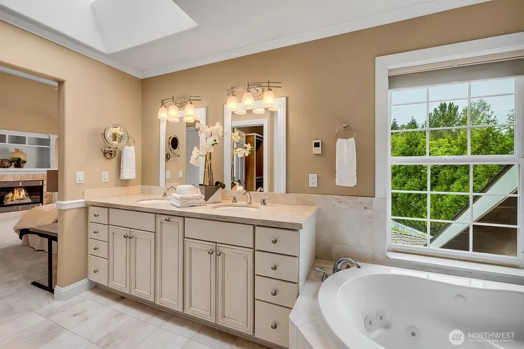 4511 238th Place SE Sammamish WA 98029