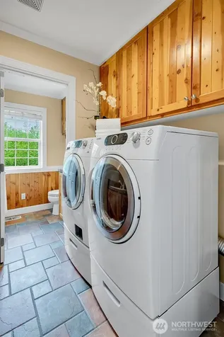 4511 238th Place SE Sammamish WA 98029