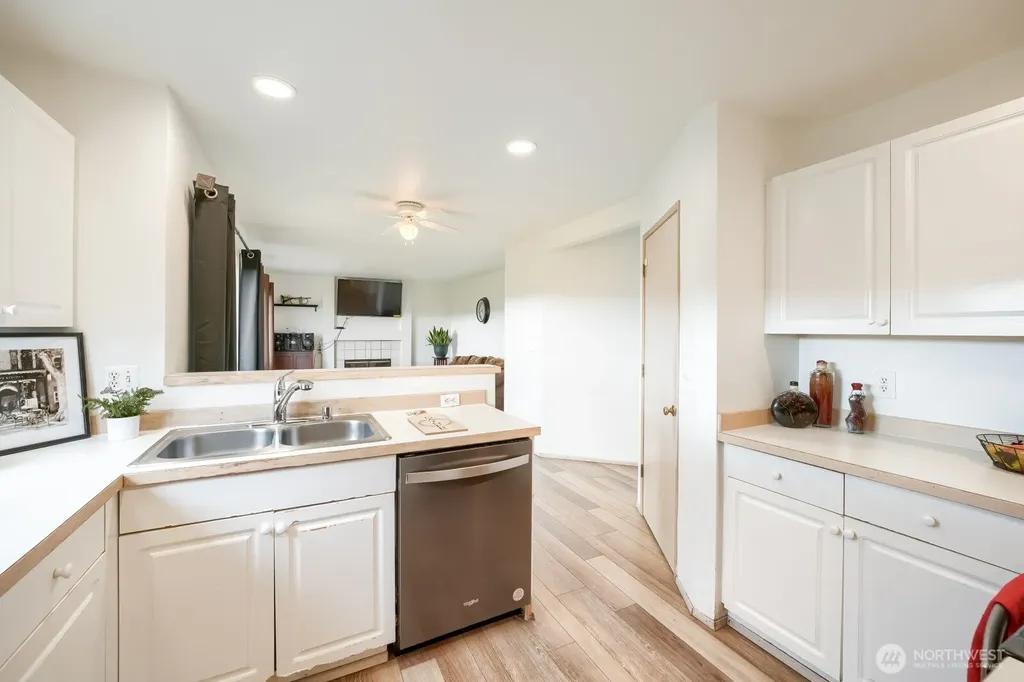 21908 40th Avenue E Spanaway WA 98387