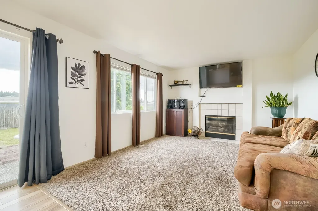 21908 40th Avenue E Spanaway WA 98387
