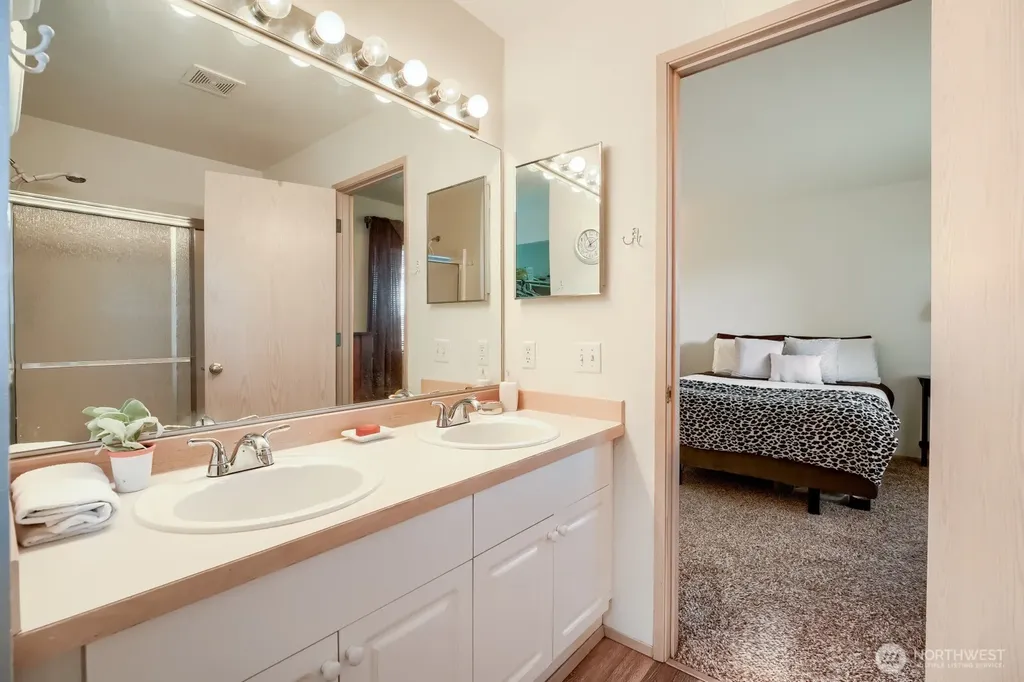 21908 40th Avenue E Spanaway WA 98387