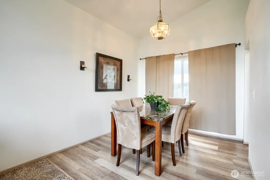 21908 40th Avenue E Spanaway WA 98387