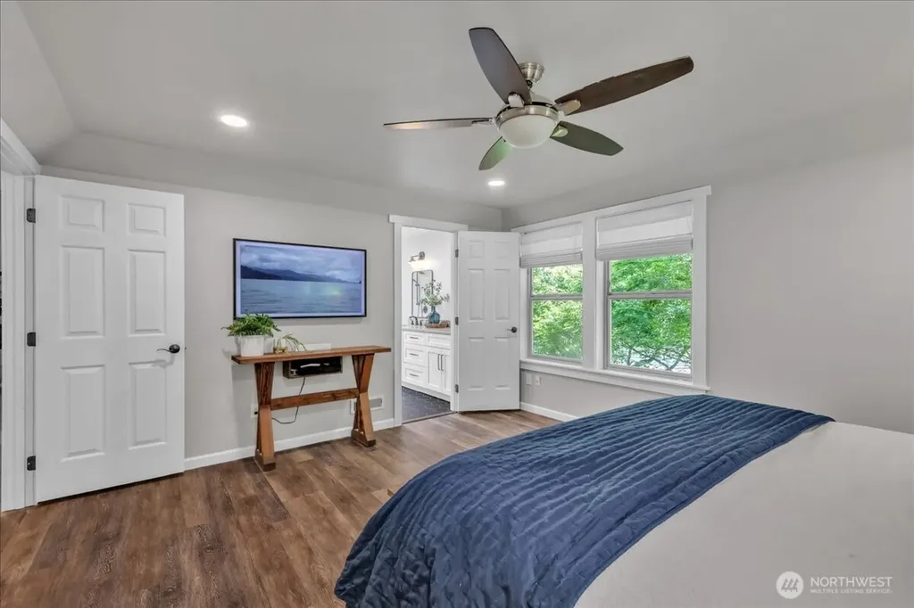 3936 Forest Park Street NW Olympia WA 98502