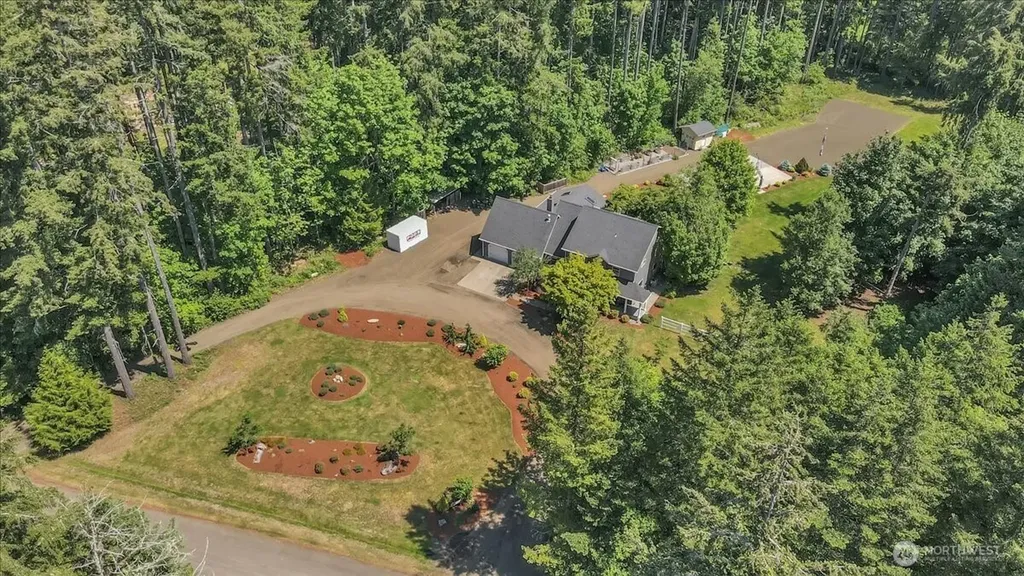 3936 Forest Park Street NW Olympia WA 98502