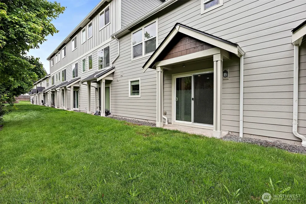 17805 79th Avenue Ct E Puyallup WA 98375