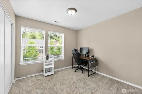 17805 79th Avenue Ct E Puyallup WA 98375