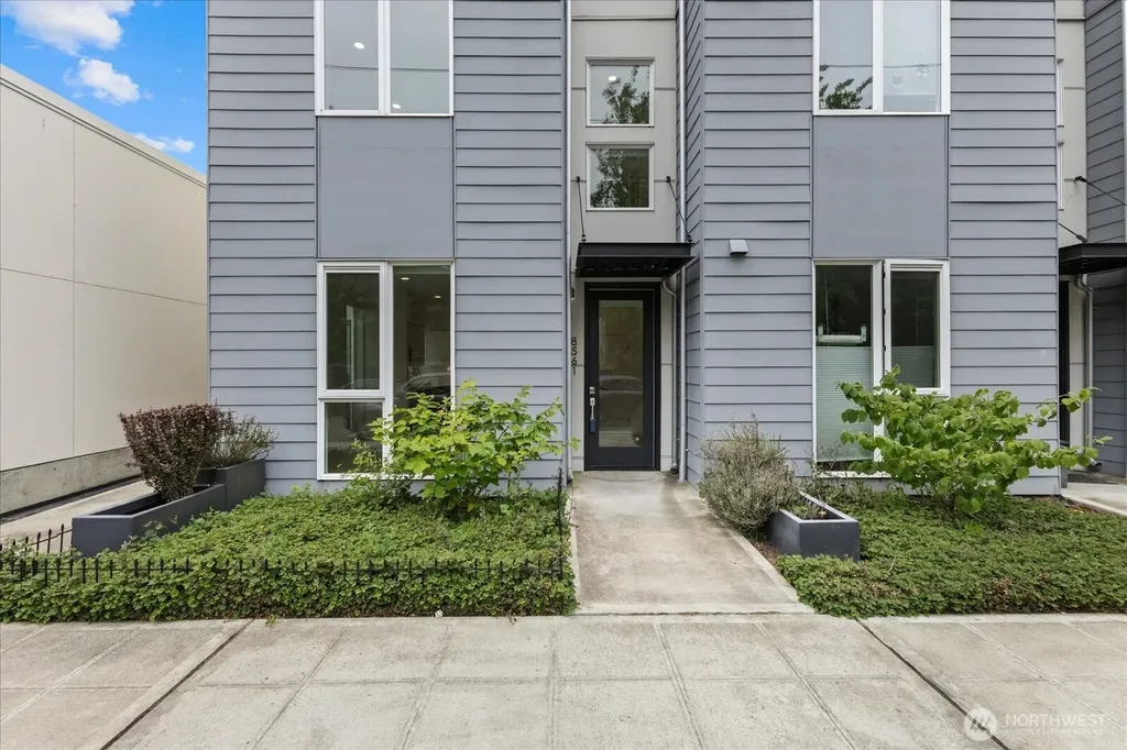 8561 Mary Avenue NW Seattle WA 98117