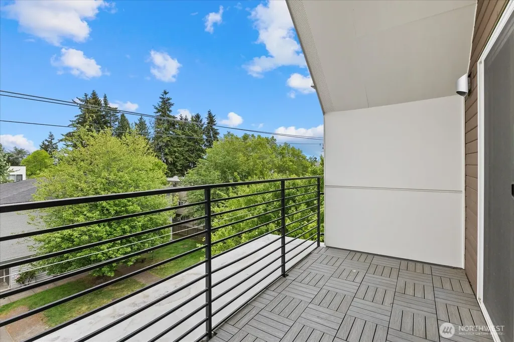 8561 Mary Avenue NW Seattle WA 98117