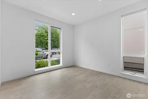 8561 Mary Avenue NW Seattle WA 98117