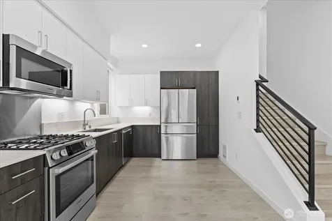 8561 Mary Avenue NW Seattle WA 98117