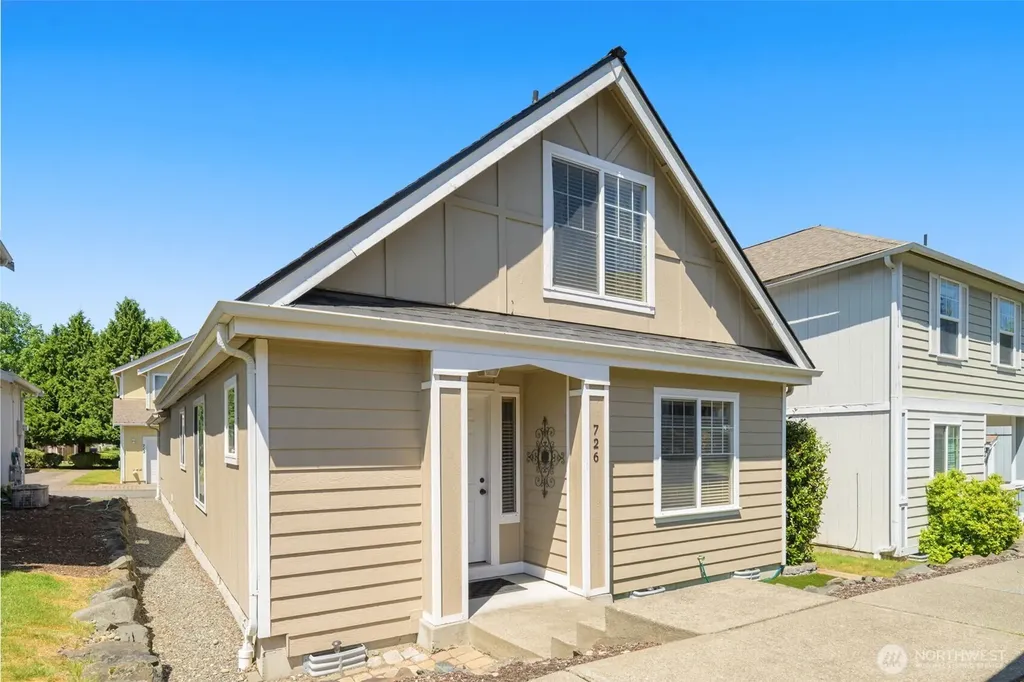 726 29th Avenue SE Puyallup WA 98374