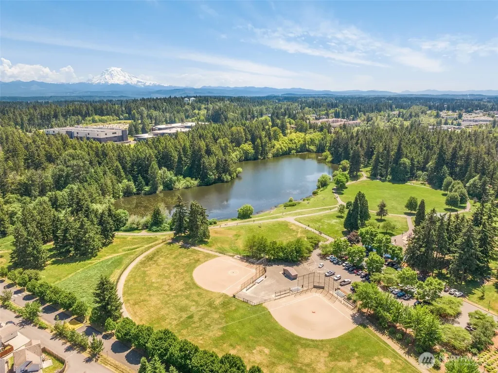 726 29th Avenue SE Puyallup WA 98374
