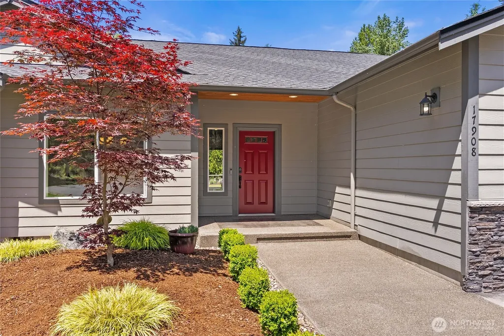 17908 273rd Avenue E Buckley WA 98321