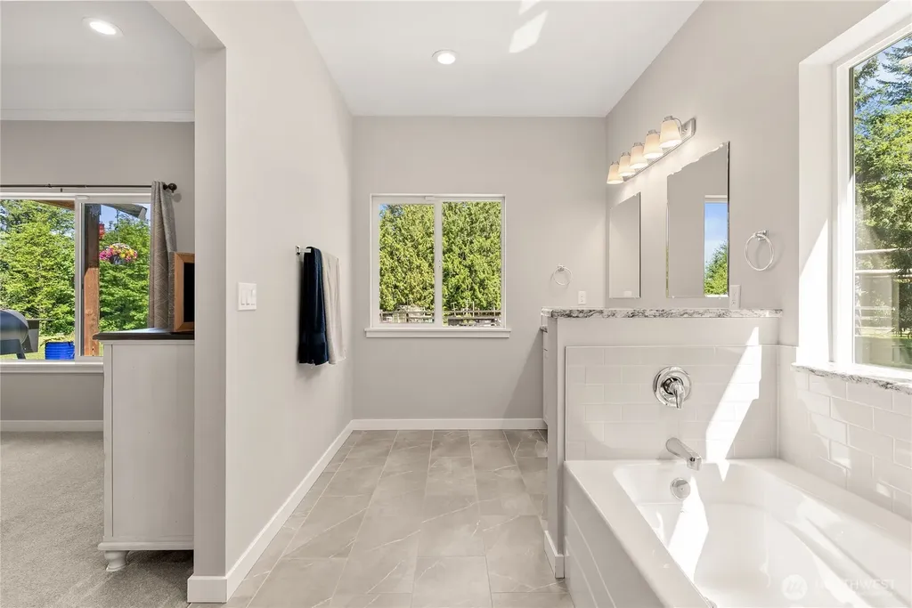 17908 273rd Avenue E Buckley WA 98321