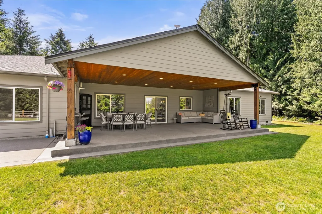 17908 273rd Avenue E Buckley WA 98321