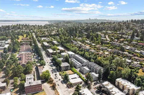 5829 NE 75th Street Seattle WA 98115