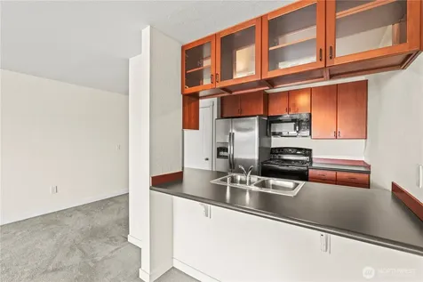 5829 NE 75th Street Seattle WA 98115