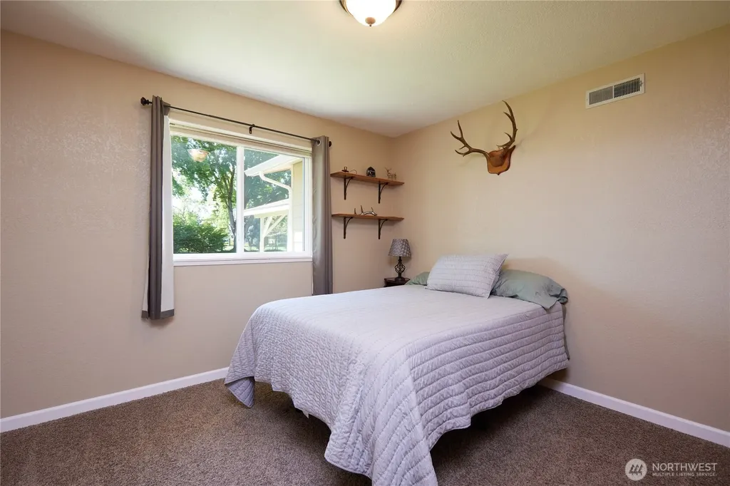746 County Road 448 Walla Walla WA 99362