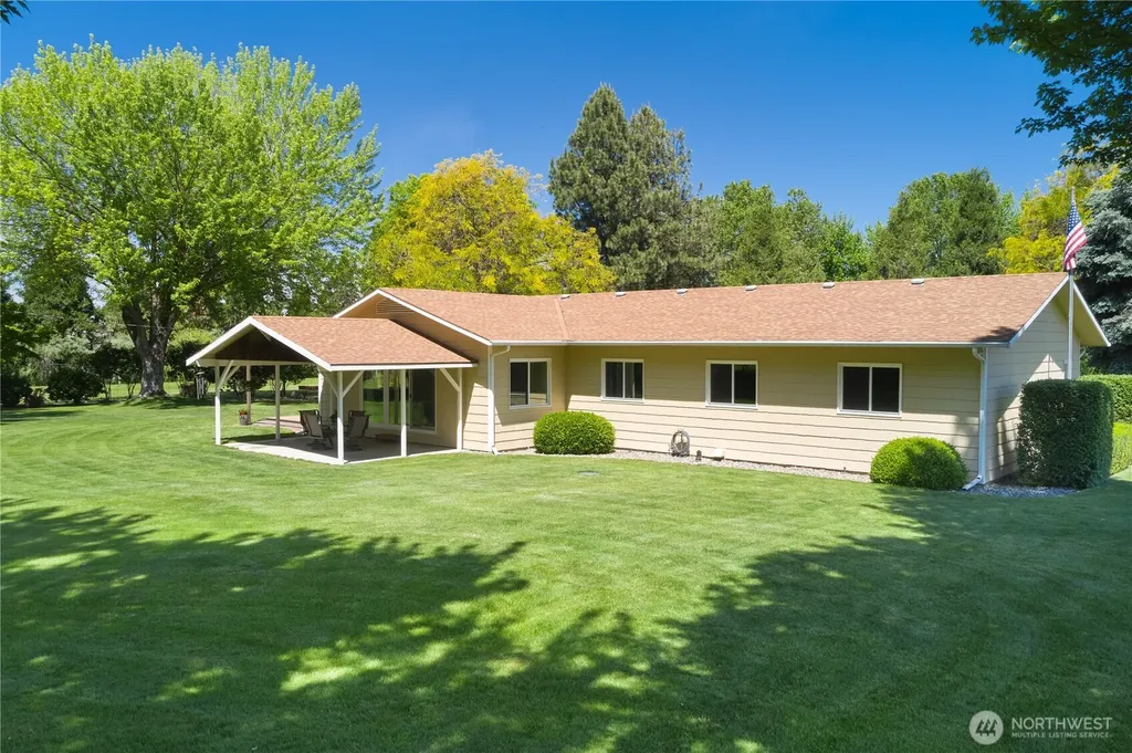 746 County Road 448 Walla Walla WA 99362